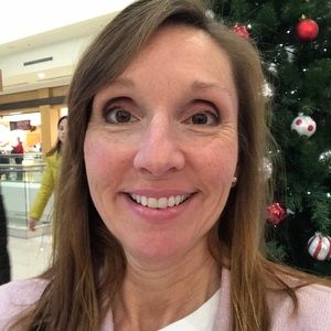 Meet your Posher, Nita